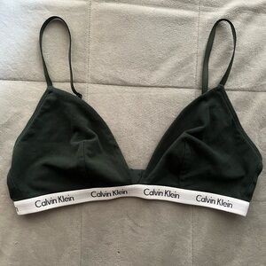 🎉 Calvin Klein Women's Green Bralette